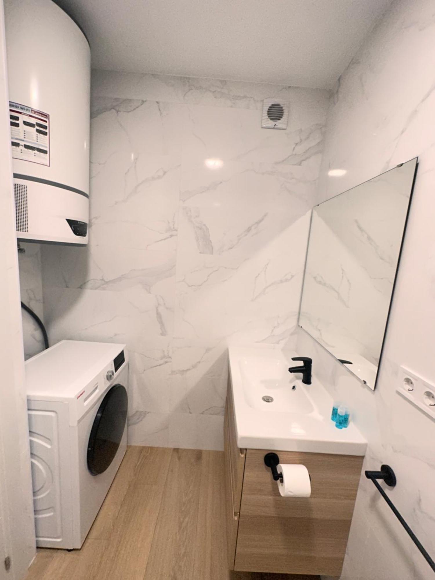 Artes Y Oficios Apartaments Ab Valencia Eksteriør bilde